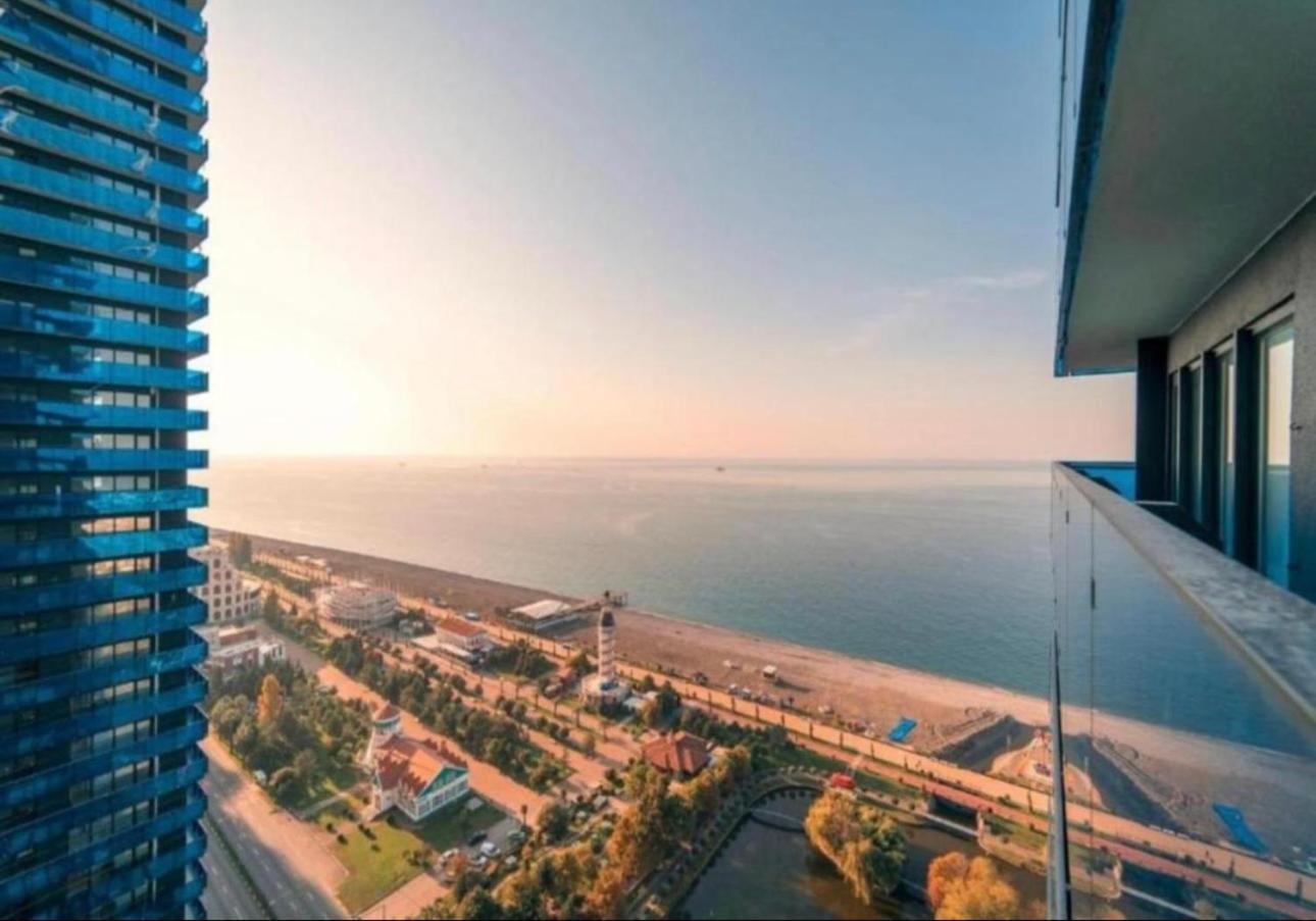Orbi City Apartment With Sea View Batumi Eksteriør billede