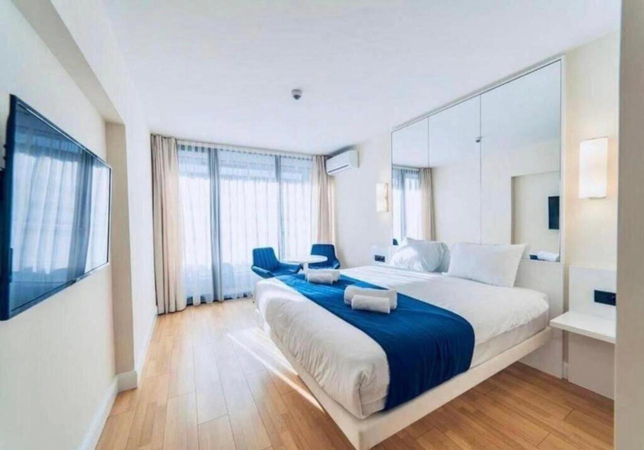 Orbi City Apartment With Sea View Batumi Eksteriør billede