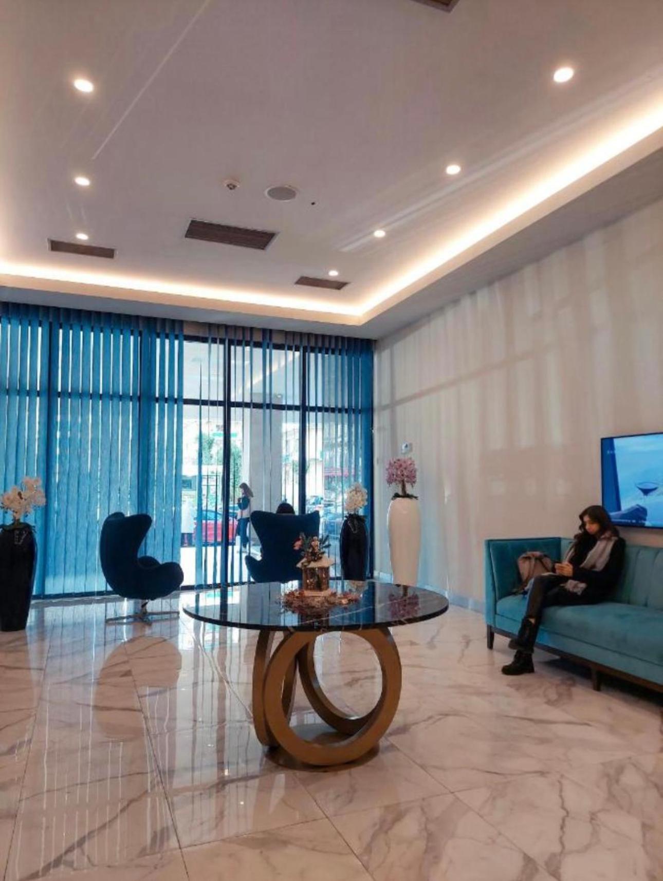 Orbi City Apartment With Sea View Batumi Eksteriør billede