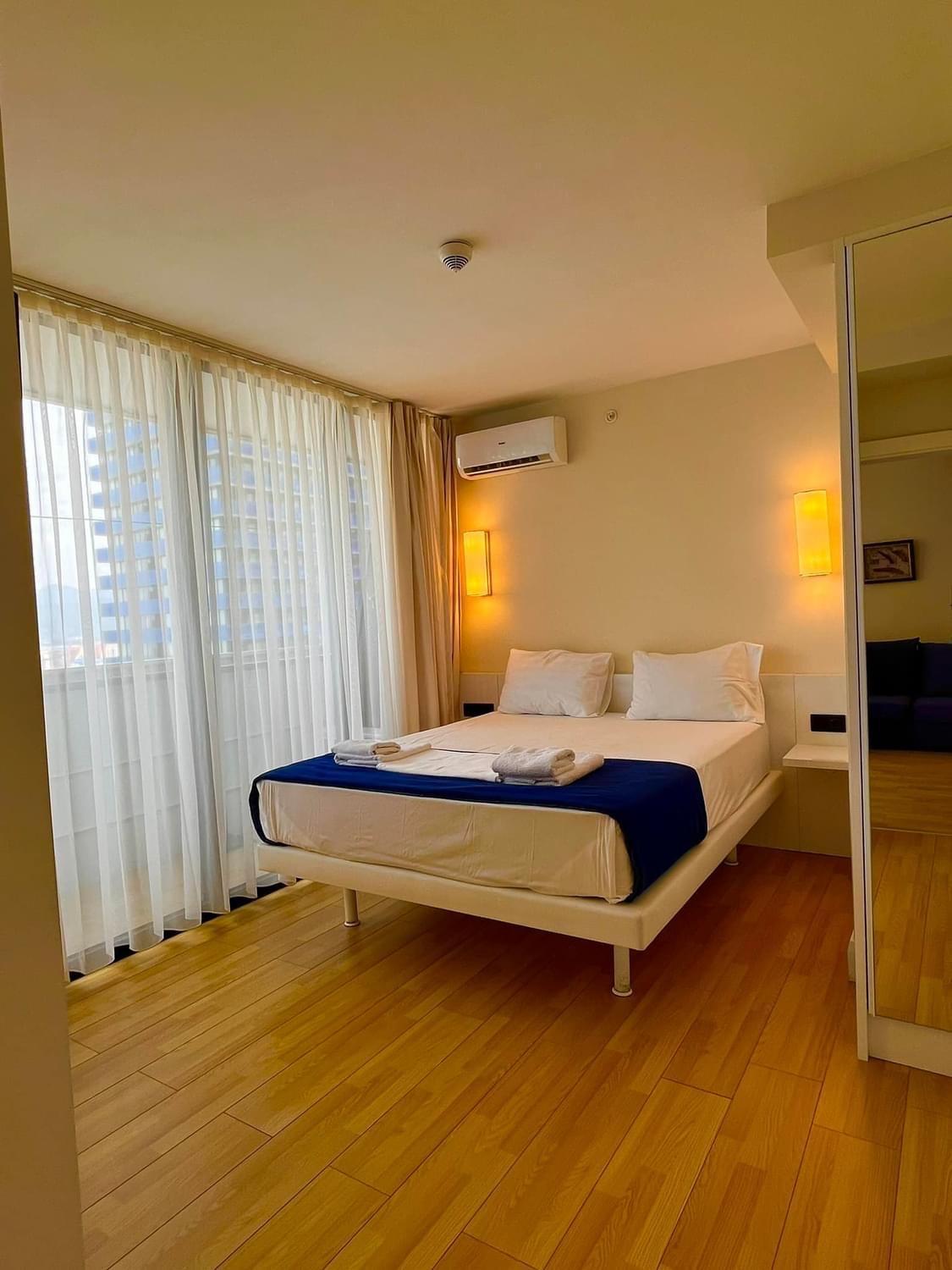 Orbi City Apartment With Sea View Batumi Eksteriør billede