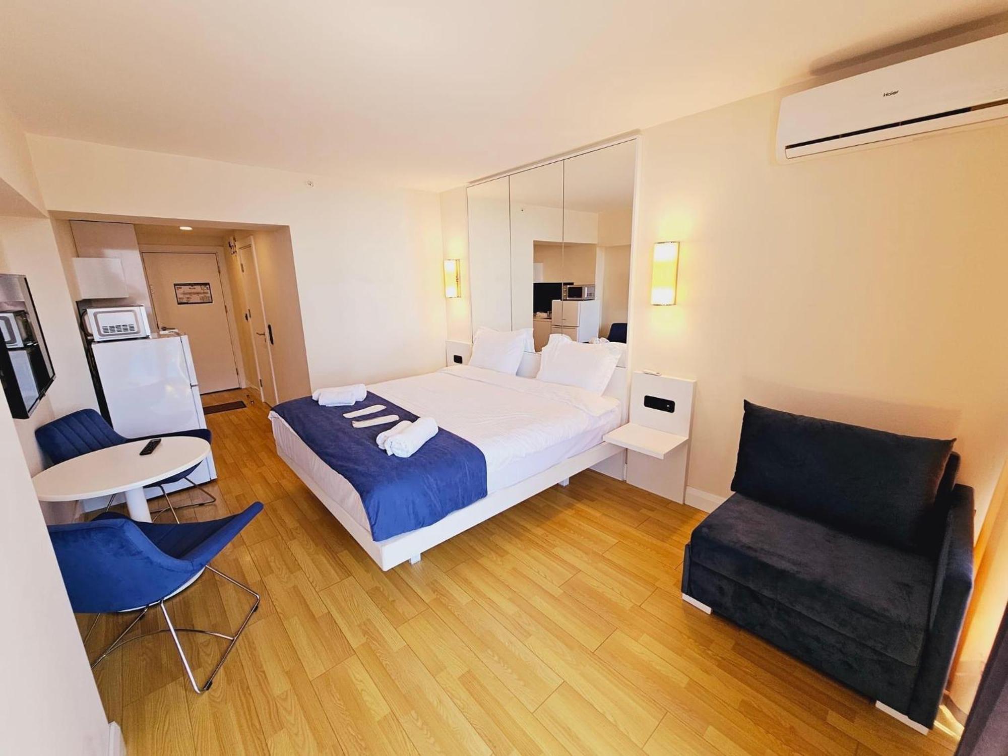 Orbi City Apartment With Sea View Batumi Eksteriør billede