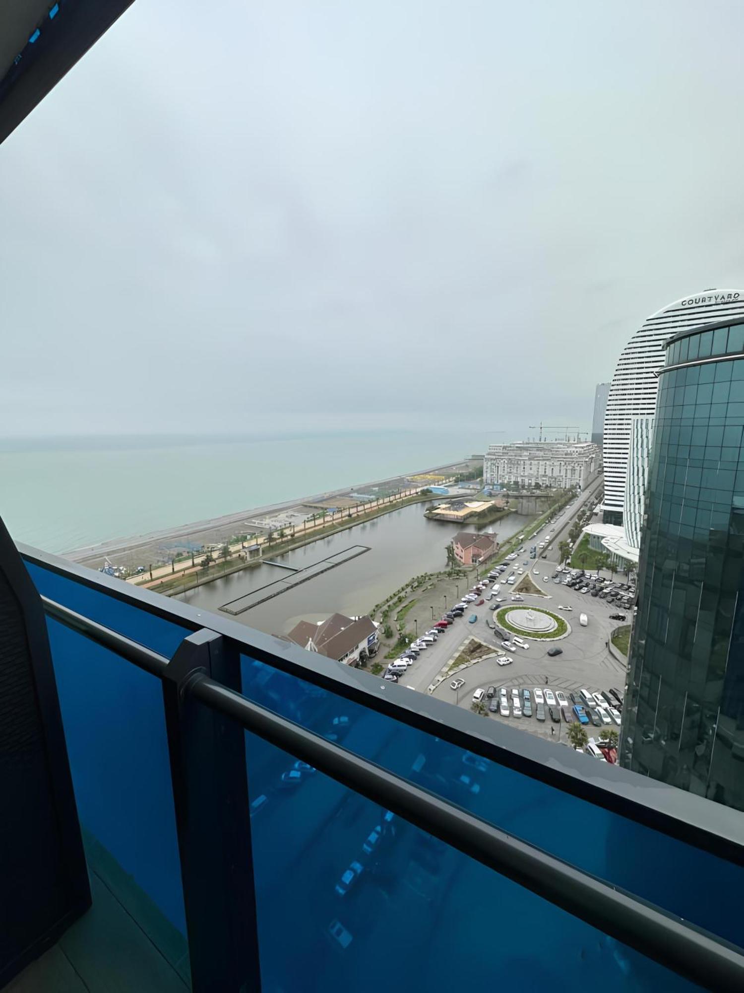 Orbi City Apartment With Sea View Batumi Eksteriør billede