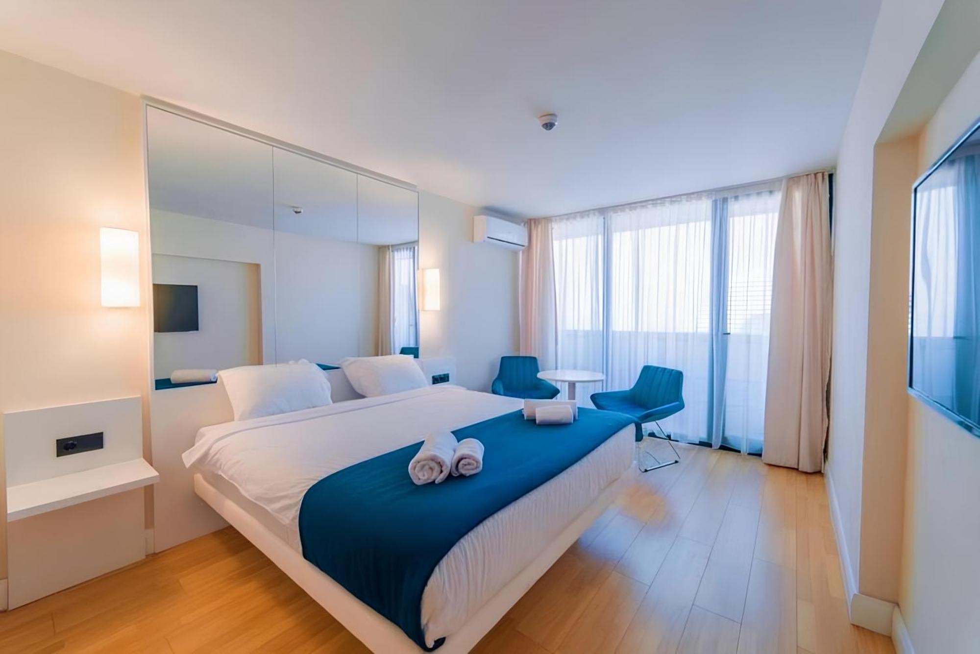 Orbi City Apartment With Sea View Batumi Eksteriør billede